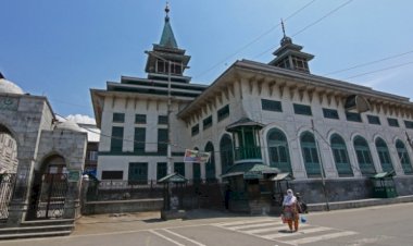 Hindistan'da ezan okuma yasağı mahkemeden döndü