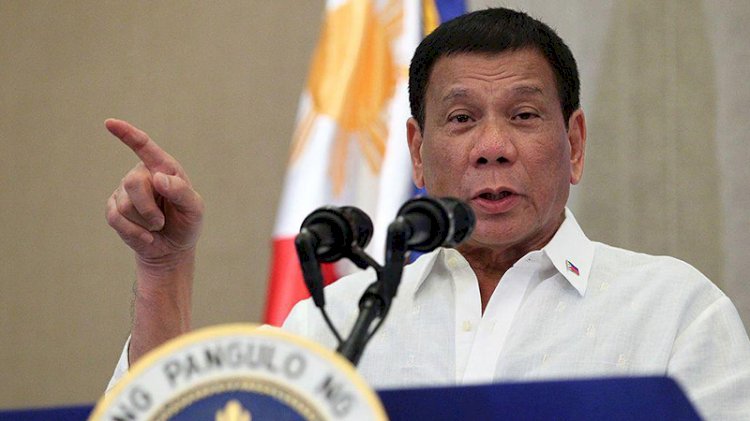 Filipinler Devlet Başkanı Duterte'den ´sıkıyönetim´ uyarısı