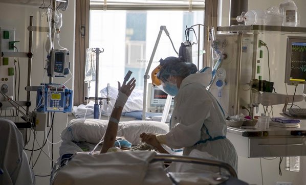 İspanya'da 301 kişi daha hayatını kaybetti