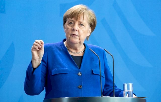 Merkel: Aşı için 8 milyar euro toplanması gerek