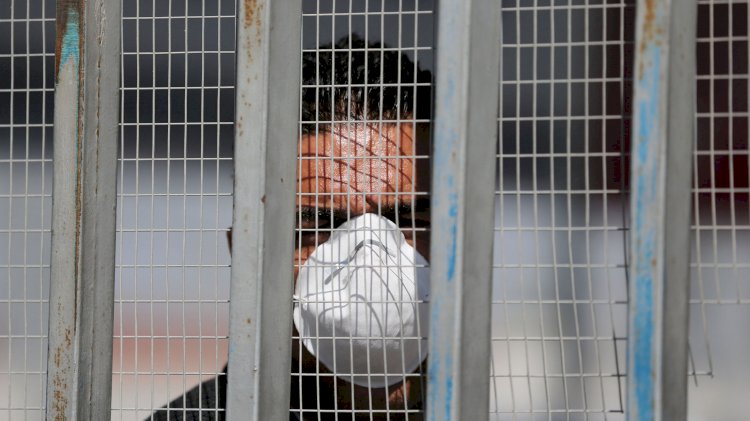 Bangladeş'te Kovid-19 sebebiyle 2 bin 884 mahkum serbest bırakılacak