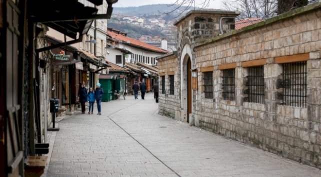 Balkan ülkeleri COVID-19 tedbirlerini kademeli olarak kaldırıyor
