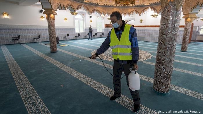 Almanya’da camilerin yeniden açılması için hazırlıklar tamamlandı