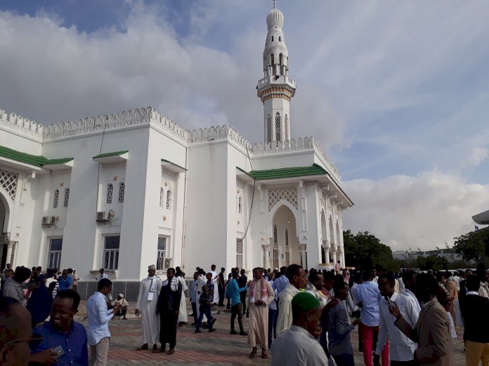 Nijer’de cami ve kiliseler yeniden ibadete açıldı