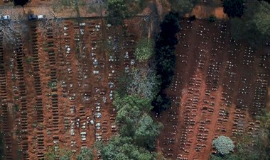 Brezilya'da toplu mezarlar havadan görüntülendi