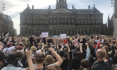 Hollanda'da, Amerikalı Floyd'un ölümü protesto edildi