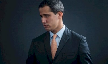 Venezüella Dışişleri Bakanı: Guaido, Caracas’taki Fransız elçiliğine sığındı