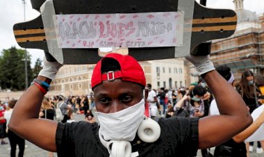 Roma'da binlerce kişi Floyd için protesto düzenlendi