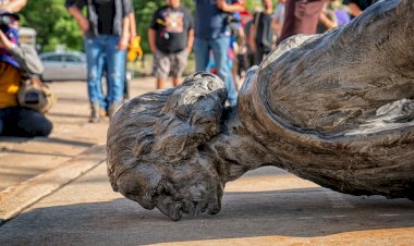 Göstericiler ABD ve Avrupa'da kölelik ve sömürgecilik sembollerini yıkıyor