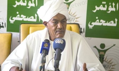 Sudan'da muhalefet başbakanın istifasını istedi