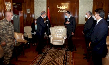 Bakan Akar ve Orgeneral Güler, Serrac ile görüştü