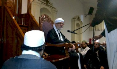 Güney Afrikalı Alim Şeyh Siraaj Hakk'a yürüdü