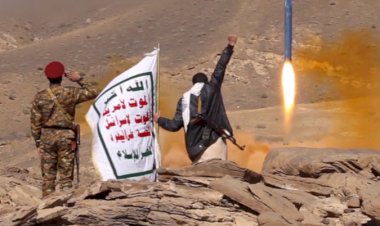 Husiler: 'Suudi Arabistan'ın hem komutanlarını hem de rafineriyi vurduk'