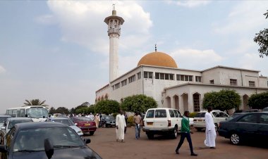 Ruanda'da ibadethaneler 4 ay sonra yeniden açıldı