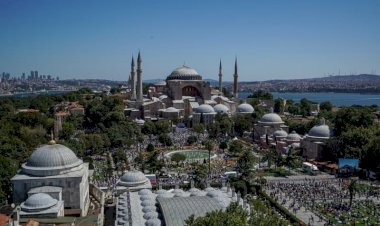 Filistin, İran, Tayland, Cezayir ve bir çok ülkede Ayasofya sevinci