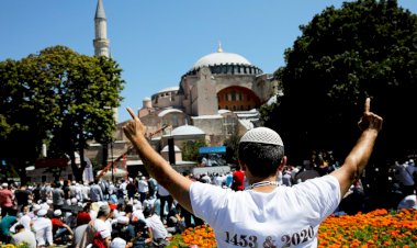 Tunus, Kuveyt, Nijerya, Ürdün ve Gazze: Ayasofya, İslam ümmetinin bağrına geri dönmüştür