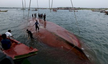 Tanzanya'da yolcu taşıyan feribot battı: 10 ölü