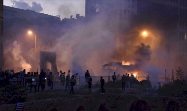 Lübnan'da sokaklar savaş alanına döndü