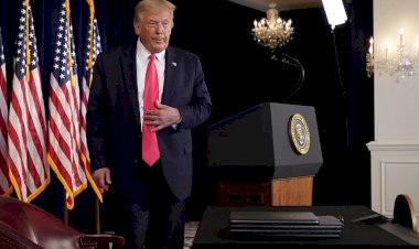 Trump'ı kızdıran soru! Salonu terk etti