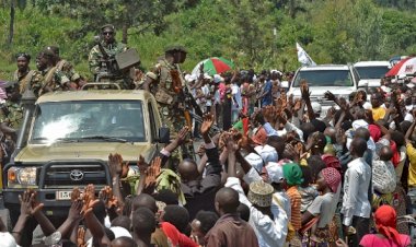 Burundi'de Cumhurbaşkanının konvoyuna taş atan 3 kişiye 30'ar yıl hapis