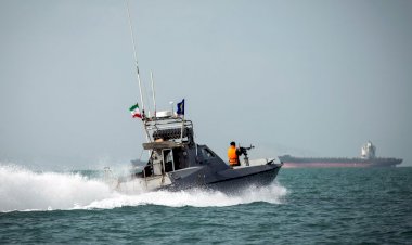 BAE Basra Körfezi'nde İranlı 2 balıkçıyı öldürdü, İran BAE gemisini alıkoydu