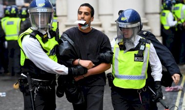 İngiltere'de azınlıkların yüzde 65'i polisin ırkçı ön yargılara sahip olduğunu düşünüyor