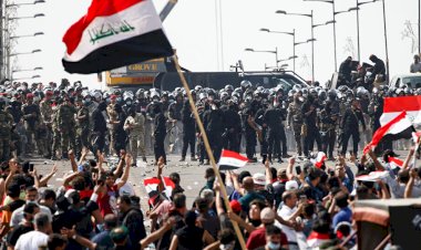 Irak'taki protestolarla ilgili eski bakanlar ifadeye çağrıldı