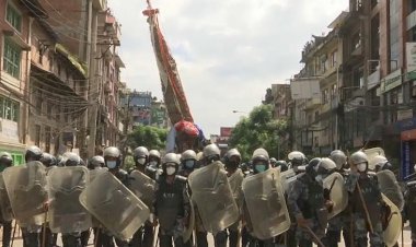 Nepal: Covid-19 önlemlerini protesto eden Budist göstericiler polisle çatıştı