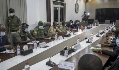 Mali'de askeri cunta, Batı Afrika bloku ile görüşecek