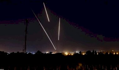 İhanet anlaşmasının imzalandığı sırada Gazze'den İşgalci İsrail'e roket atıldı