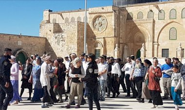 İhanet anlaşması sonrası fanatik Yahudilerin, Mescid-i Aksa'ya baskınları arttı