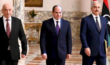 Sisi, Kahire'de Hafter ve Akile Salih ile bir araya geldi