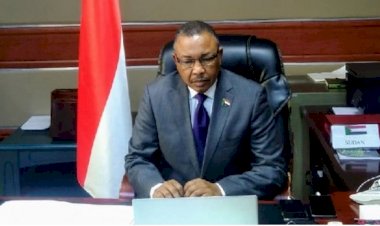 Sudan İsrail ile normalleşmeye gideceği iddialarını yalanlarken bir yandan da BAE'nin tutumuna övgüler yağdırdı