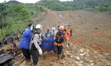 Endonezya'da heyelan: 10 ölü