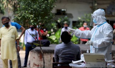 Hindistan'da son 24 saatte Kovid-19'dan 903 kişi öldü