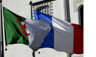 'Cezayir'deki yeni yönetim, Fransa'nın ülke içine uzanan tırnaklarını kesmek istiyor'