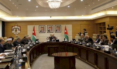 Ürdün'de hükümet istifa etti