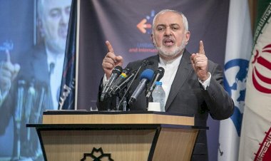 Zarif: Trump ve Biden İran'da rejimi değiştirmek istediler