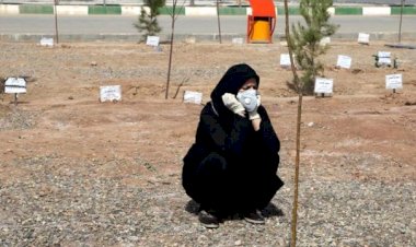 İran'da Kovid-19 kaynaklı can kaybı 30 bini geçti