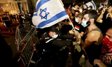 Tel Aviv'deki Netanyahu karşıtı gösteriler kısıtlamalara rağmen sürüyor