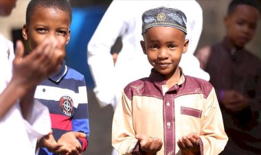 Kenyalılar Kovid-19 salgınına karşı 3 gün dua edecek