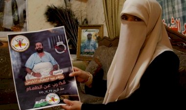 Ahres'in eşi de açlık grevine başladı