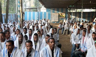 Netanyahu 2 bin Etiyopyalı Yahudi’yi Tel Aviv'e getirmeyi planlıyor