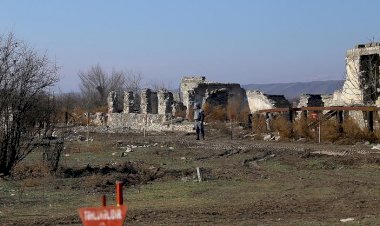 Dağlık Karabağ'da ateşkes yürürlüğe girdi