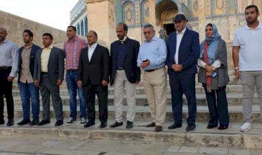 Umman heyeti işgal polisinin koruması altında Mescid-i Aksa'ya girdi