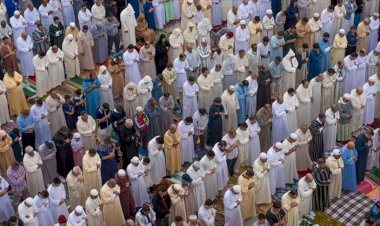 Fas'ta 7 ay aradan sonra ilk cuma namazı kılındı