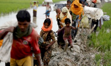 Myanmar, Bangladeş'teki Arakanlı Müslümanların iadesini istiyor