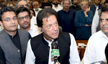 Pakistan Başbakanı Han'dan Facebook'a İslamofobik içeriklerin yasaklanması çağrısı