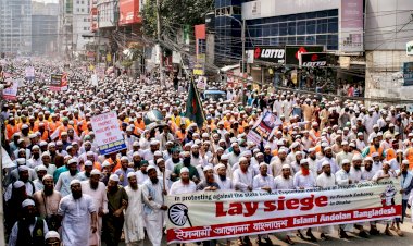 Bangladeş'te Macron'a öfke seli