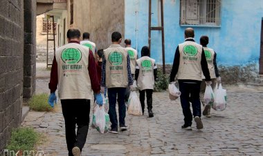 Umut Kervanı, Mevlit Kandili dolayısıyla on binlerce aileye yardım dağıttı
